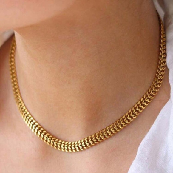 Gold Plated Stainless Steel Cuban Link Chain Necklace 5mm - Picture 2 of 3